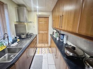 Photo 10- click for photo gallery